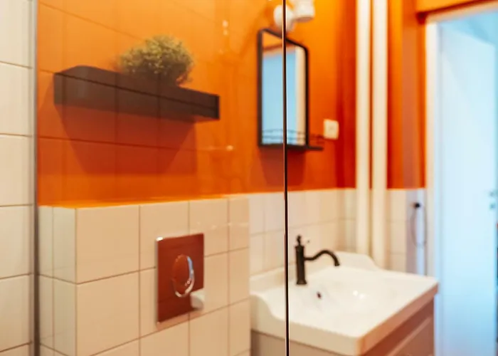 Spacious Old Town - Universitate Apartman Bukarest